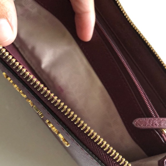 MK wallet - Picture 3 of 5